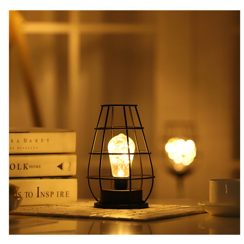 Crimson Glow - Luxury Heart Lantern LED Night Light